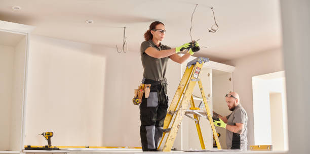 Best Licensed Electrician  in Avodo Heights, CA